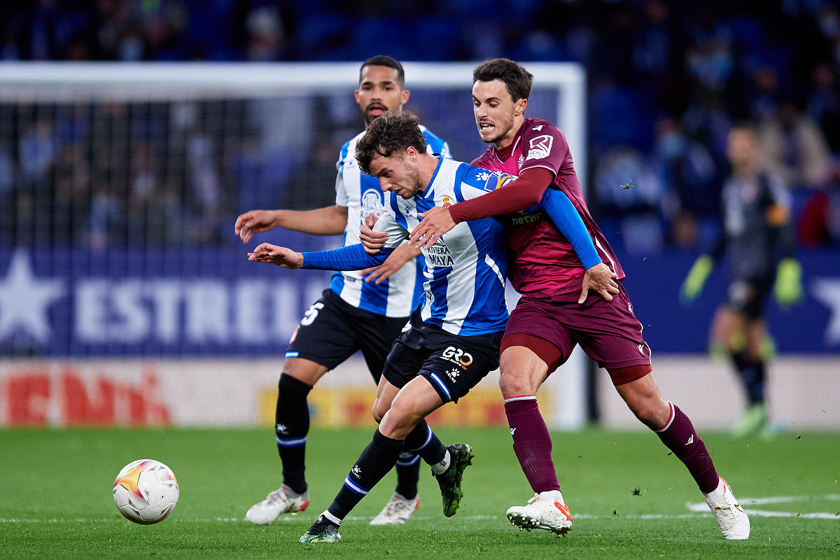 多米app-欧文砍下46分惜败开拓者队