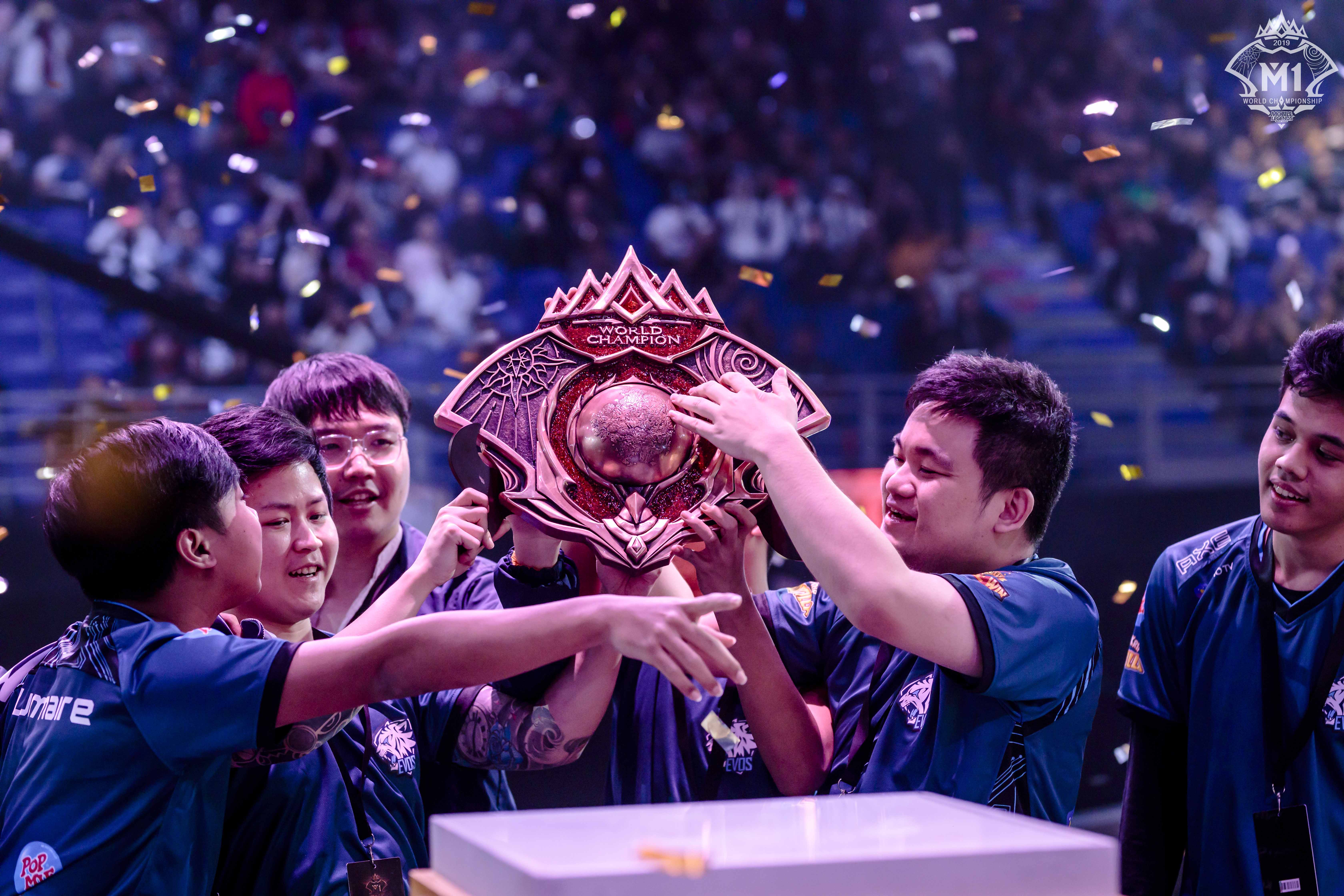 多米注册-在足球比赛中,对手球的判罚